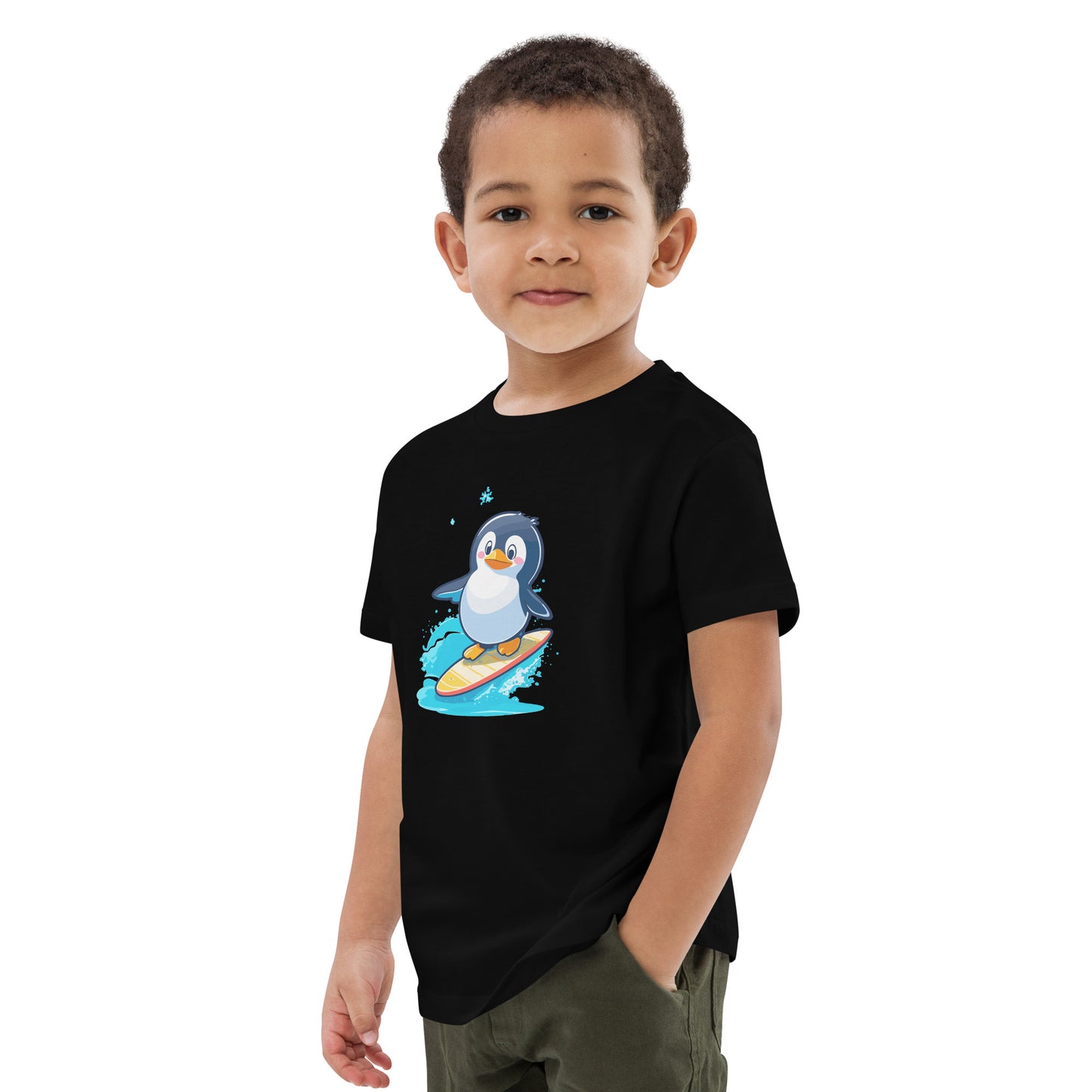 Surfer Pinguin auf Bio-Baumwoll-T-Shirt gedruckt