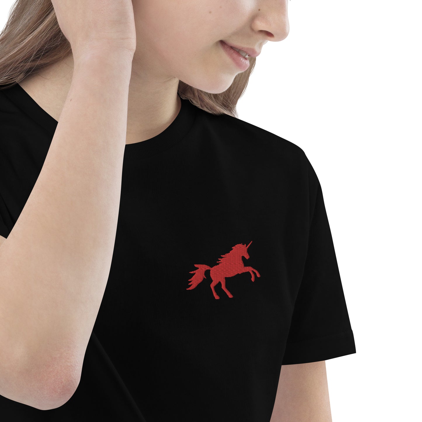 Einhorn rot auf Bio-Baumwoll-T-Shirt für Kinder gestickt