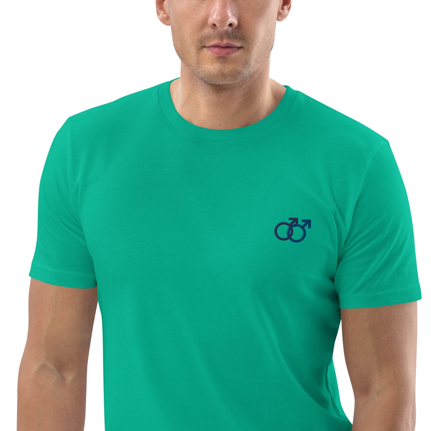 Mann liebt Mann blau auf Unisex-Bio-Baumwoll-T-Shirt gestickt