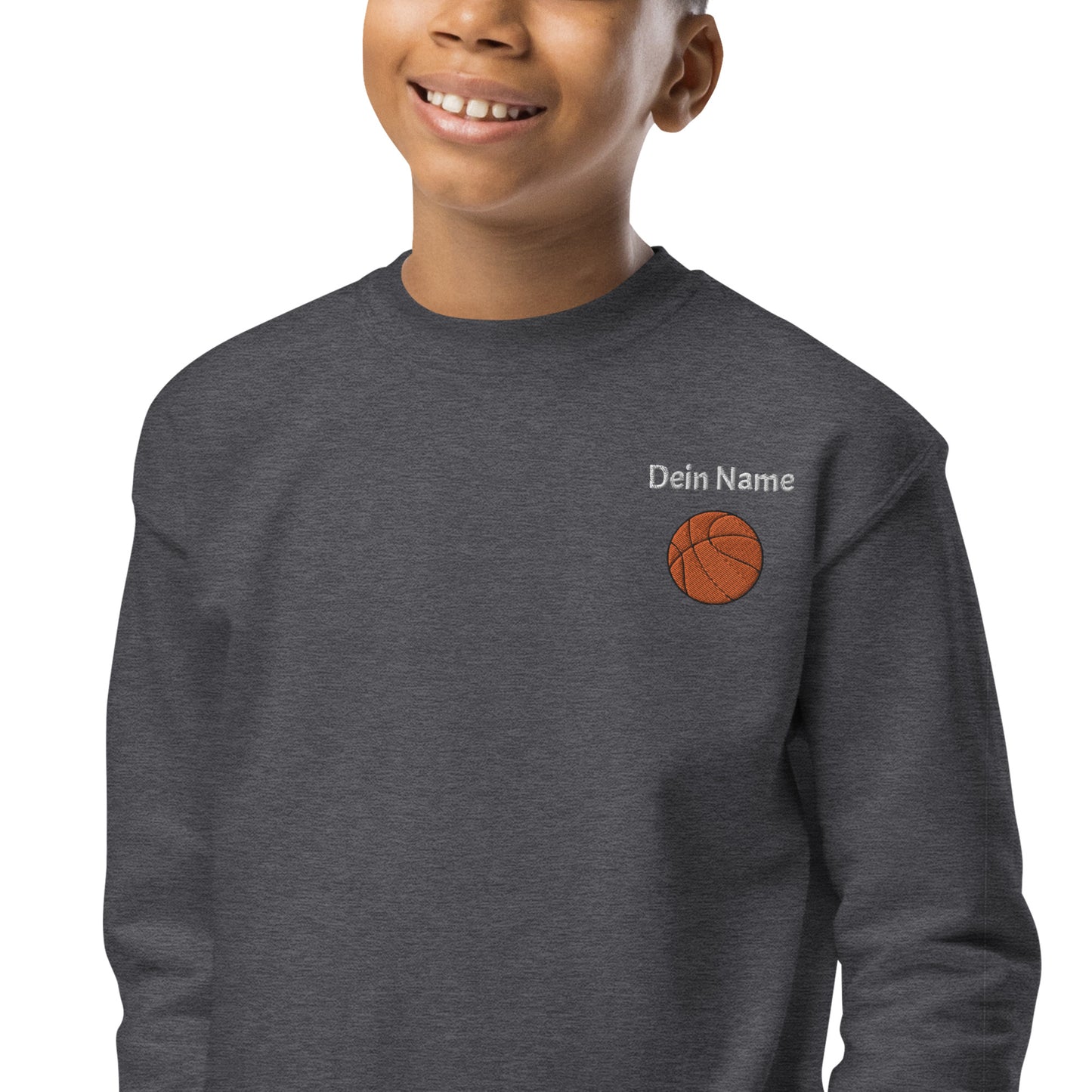 Basketball auf Sweatshirt mit Rundhalsausschnitt für Jugendliche gestickt Personalisierbar